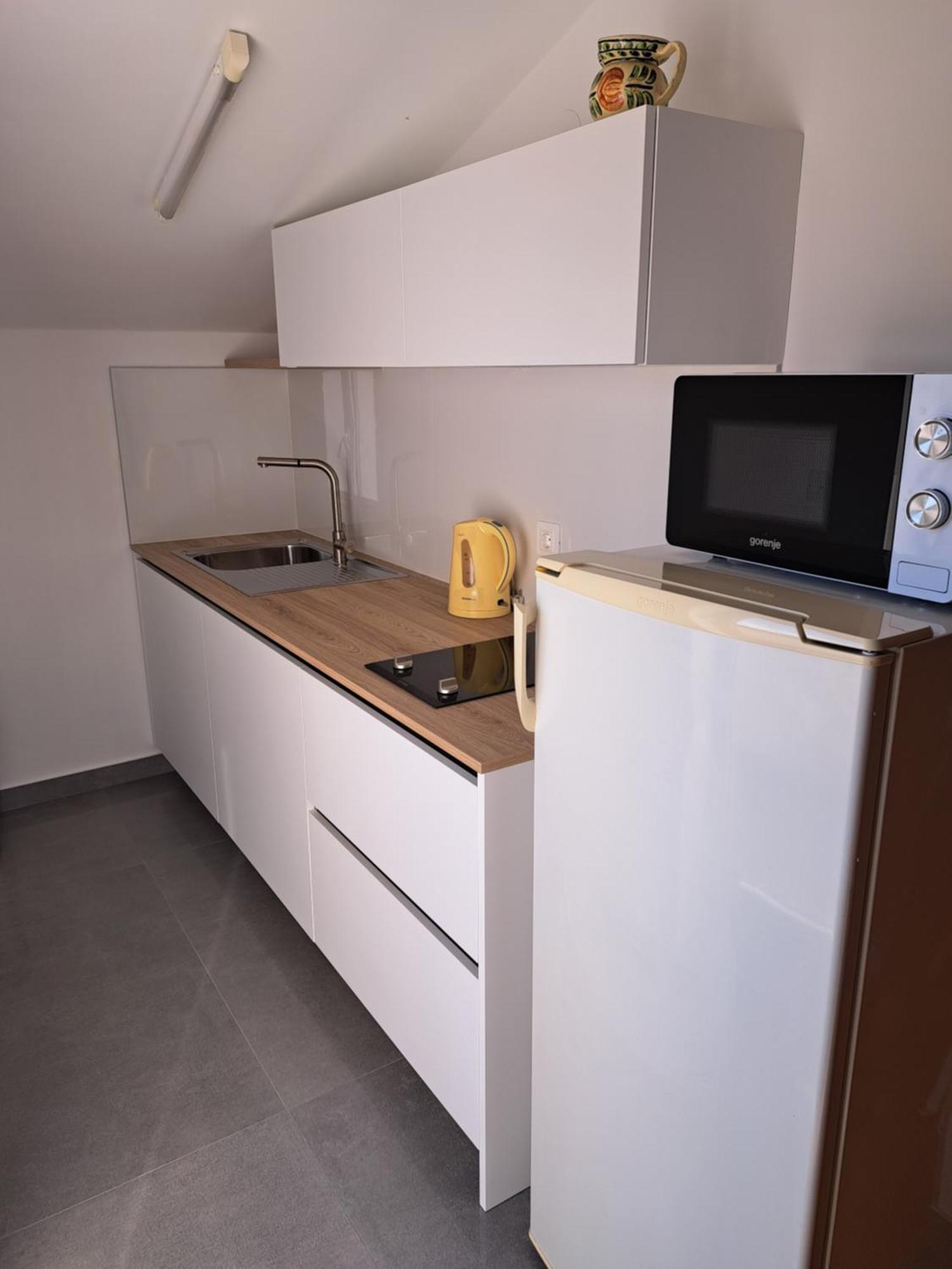 Elinor 2 Apartment